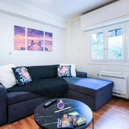 Glamorous In Kolonaki Apartment Athens